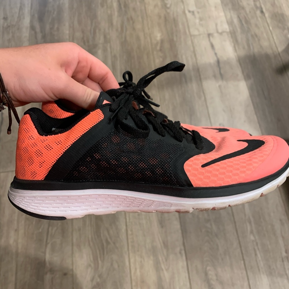 Womens Nike Sneakers